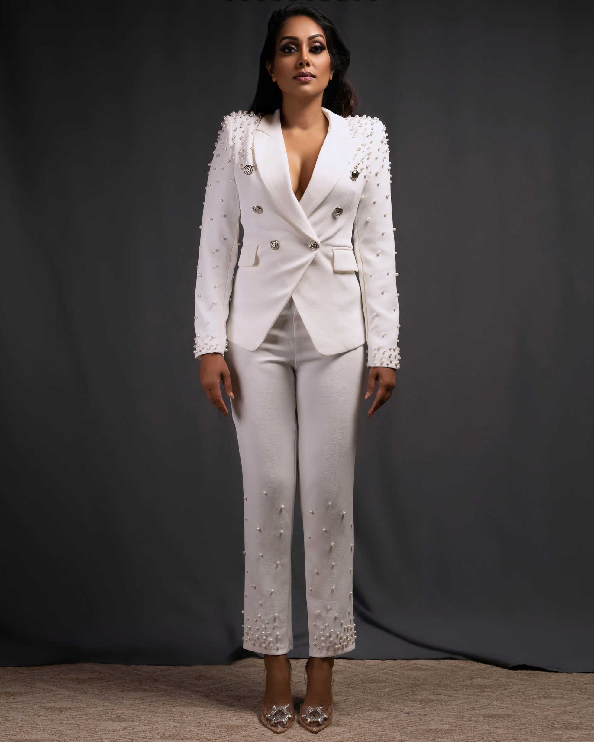 Traje de Mujer con Diseño Únic - Unique Women'S Formal Wear reseña y precio